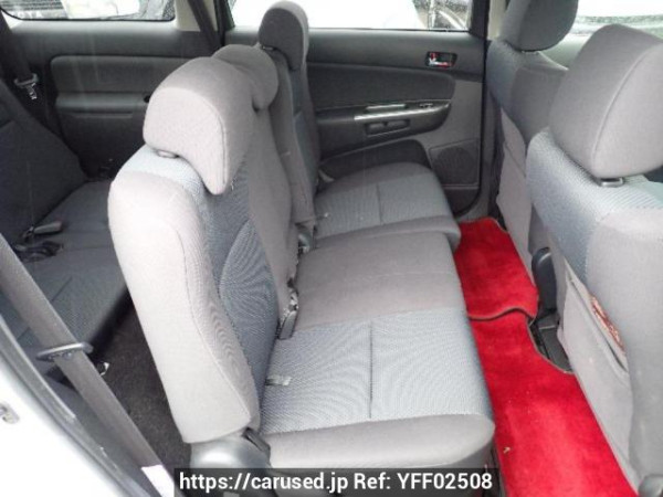 Used 2004 AT toyota wish ZNE10G Image[13]