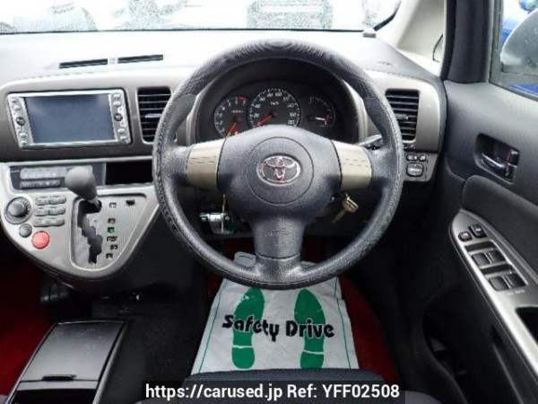 Used 2004 AT toyota wish ZNE10G Image[19]