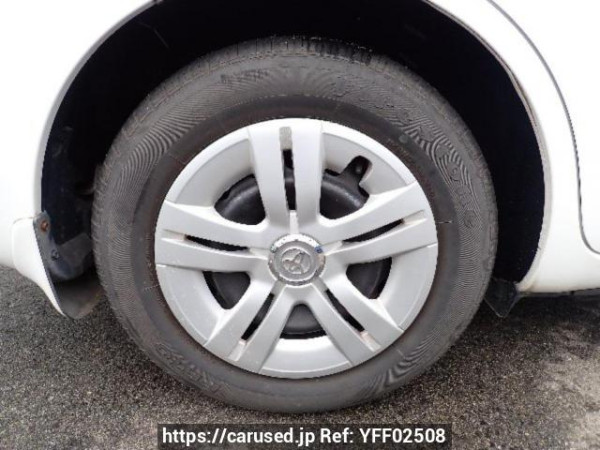 Used 2004 AT toyota wish ZNE10G Image[34]