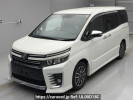 Toyota Voxy ZRR80W