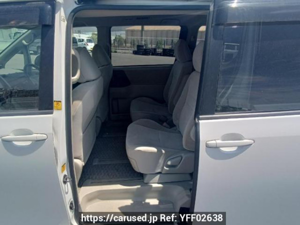 Used 2010 AT toyota noah ZRR70G Image[15]