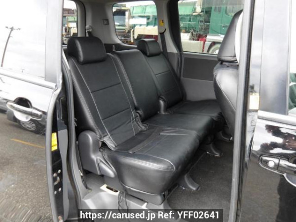 Used 2009 AT toyota noah ZRR70G Image[15]