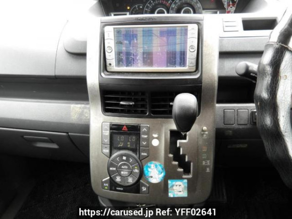 Used 2009 AT toyota noah ZRR70G Image[21]