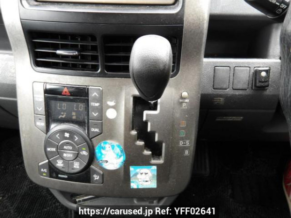 Used 2009 AT toyota noah ZRR70G Image[24]