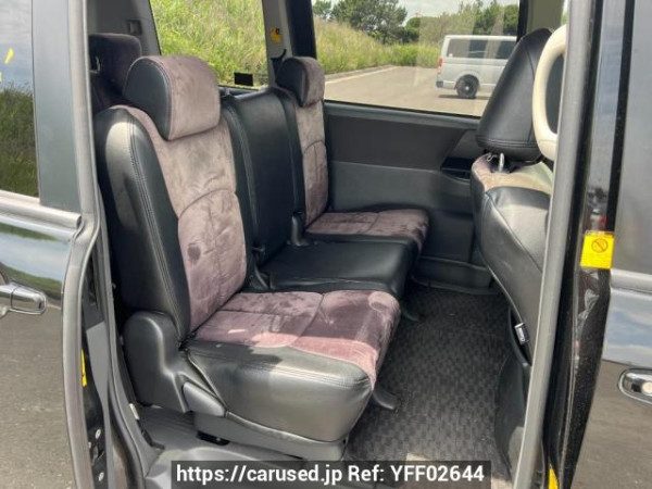 Used 2010 AT toyota noah ZRR70G Image[13]