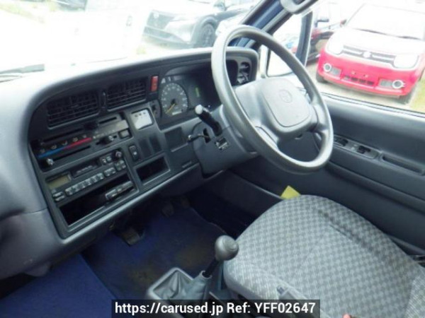 Used 2002 MT toyota hiace-van RZH112K Image[13]