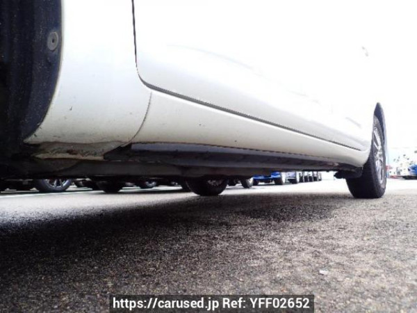 Used 2005 AT toyota wish ZNE10G Image[32]