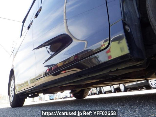 Used 2014 AT toyota noah ZRR80G Image[36]