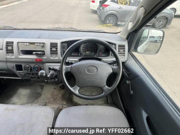 Used 2005 MT toyota hiace-van TRH200V Image[17]