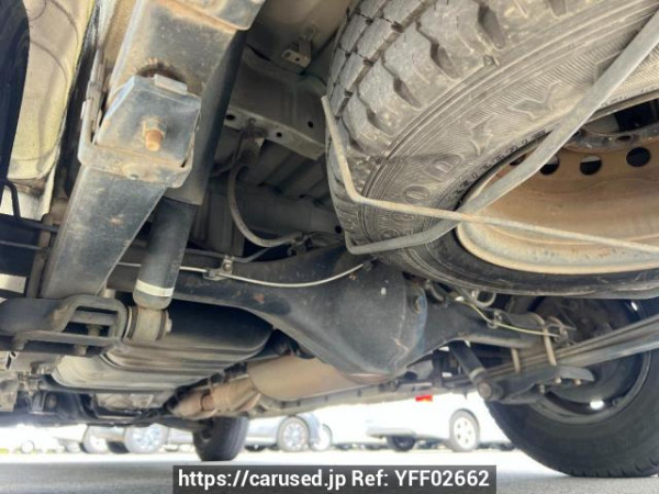 Used 2005 MT toyota hiace-van TRH200V Image[29]
