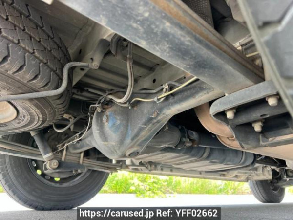 Used 2005 MT toyota hiace-van TRH200V Image[31]