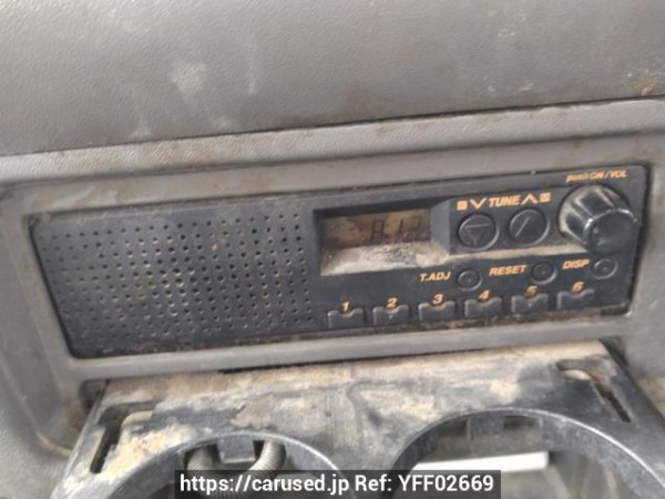 Used 2004 MT isuzu elf-truck NKR81ED Image[20]