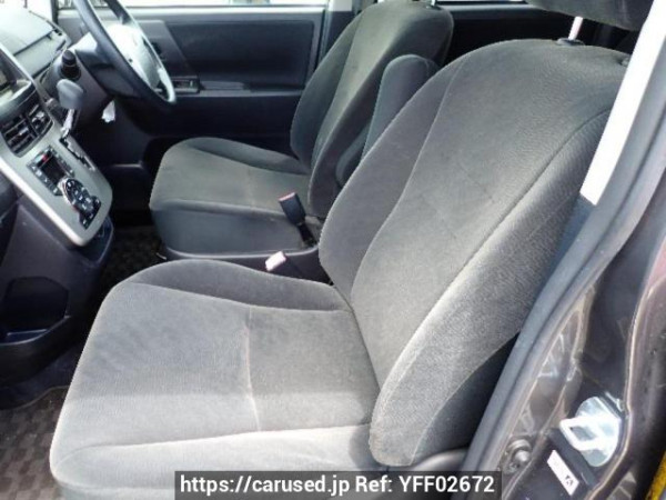 Used 2012 AT toyota noah ZRR70G Image[9]