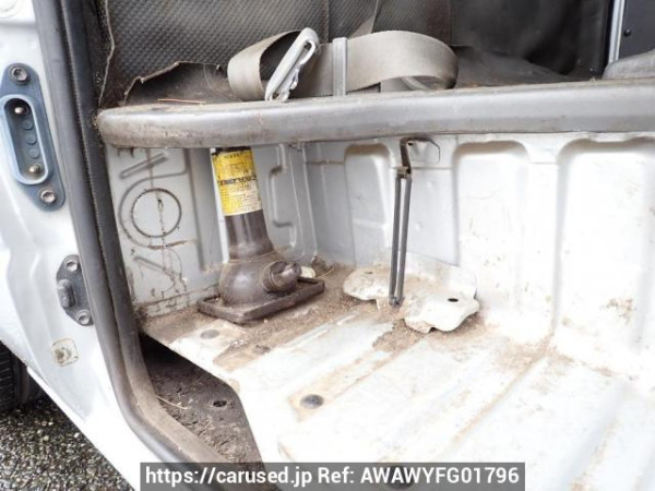 Used 2005 AT toyota hiace-van KDH200V Image[41]