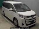 Toyota Noah MZRA90W