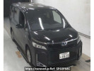 Toyota Voxy ZWR80G