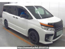 Toyota Voxy ZRR80W