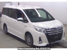 Toyota Noah ZWR80W