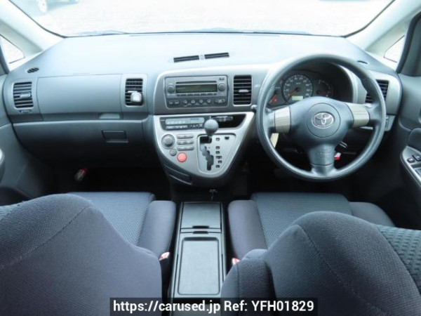 Used 2003 AT toyota wish ZNE10G Image[17]