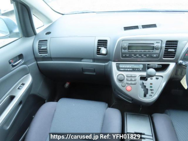 Used 2003 AT toyota wish ZNE10G Image[18]