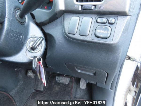 Used 2003 AT toyota wish ZNE10G Image[26]