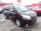 Toyota Noah ZRR80G