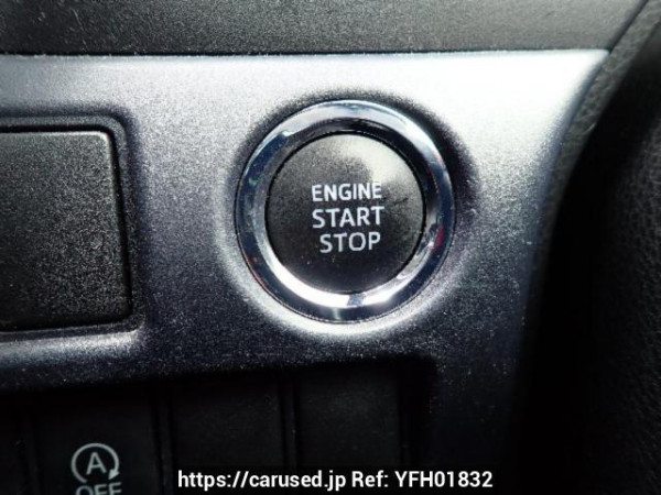 Used 2014 AT toyota noah ZRR80G Image[29]