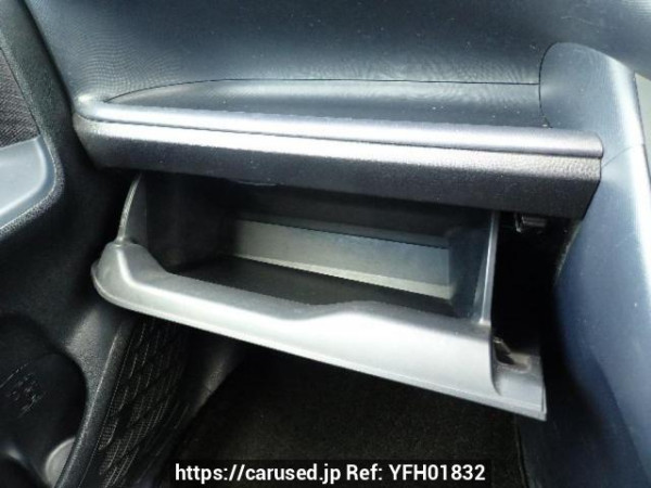 Used 2014 AT toyota noah ZRR80G Image[32]