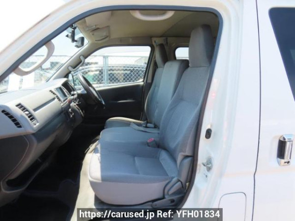 Used 2007 AT toyota regiusace-van KDH200V Image[9]