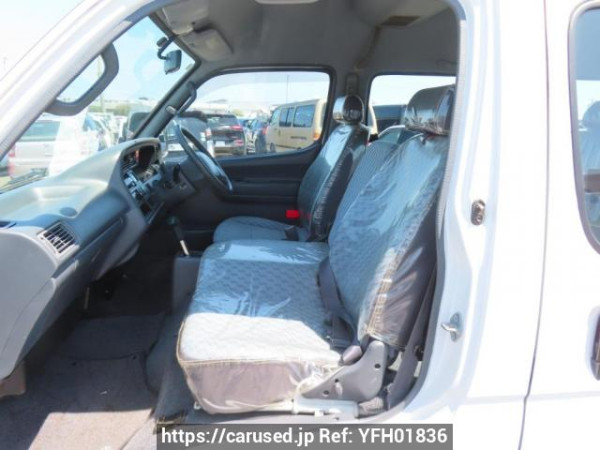 Used 2004 AT toyota hiace-commuter TRH124B Image[12]