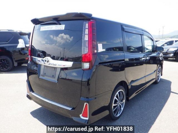 Used 2014 AT toyota noah ZRR80W Image[5]