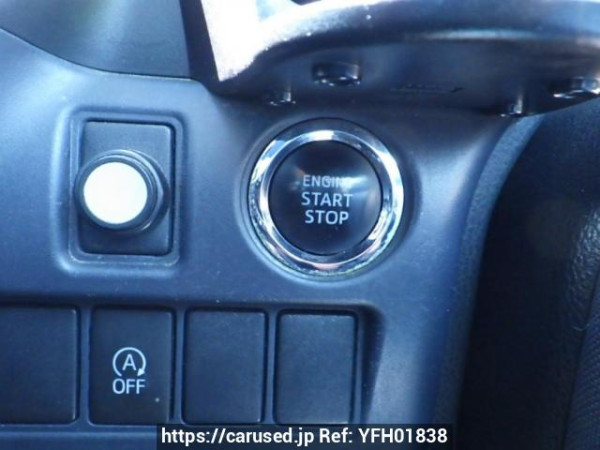 Used 2014 AT toyota noah ZRR80W Image[30]