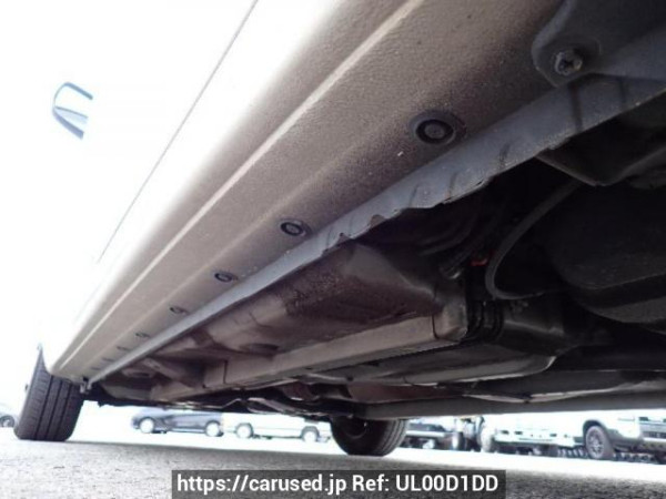 Used 2005 AT toyota raum NCZ20 Image[32]