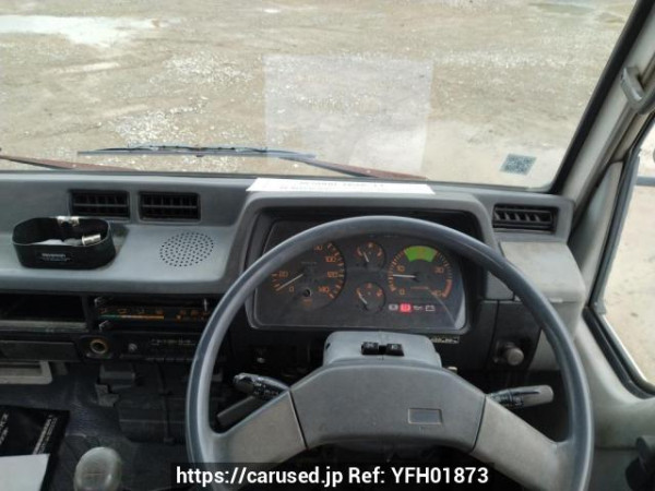Used 1985 MT mitsubishi canter FE305B Image[17]