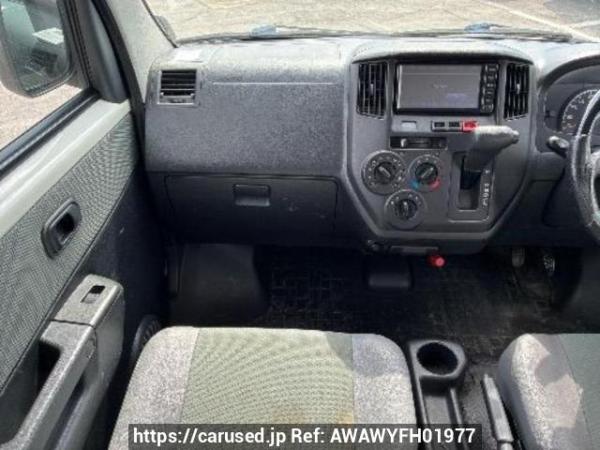Used 2017 AT toyota townace-van S402M Image[17]
