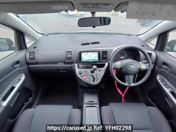 Used 2004 AT toyota wish ZNE10G Image[18]