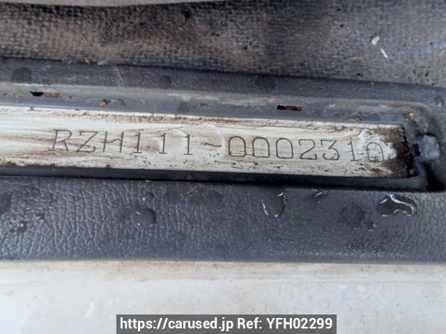 Buy Used 2001 Toyota Hiace Wagon RZH111G (YFH02299) - Carused.jp
