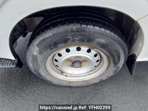Used 2001 AT toyota hiace-wagon RZH111G Image[27]