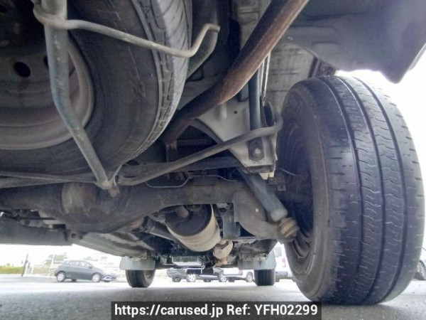 Used 2001 AT toyota hiace-wagon RZH111G Image[37]