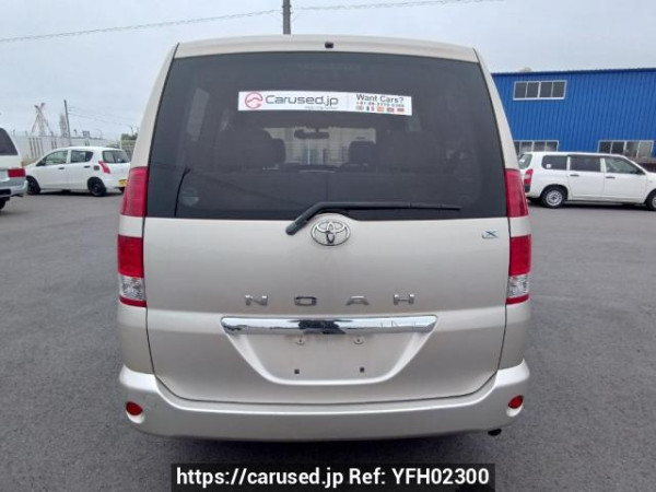 Used 2005 AT toyota noah AZR60G Image[5]