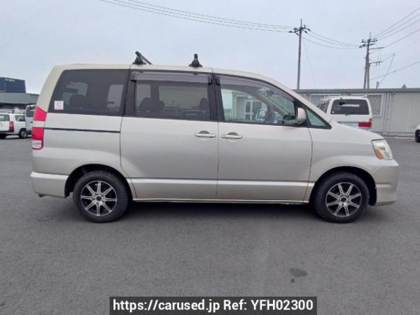 Used 2005 AT toyota noah AZR60G Image[7]