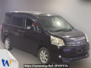 Toyota Noah ZRR70G