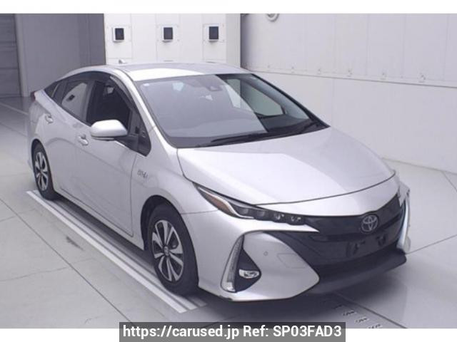 2020 Toyota Prius PHV ZVW52