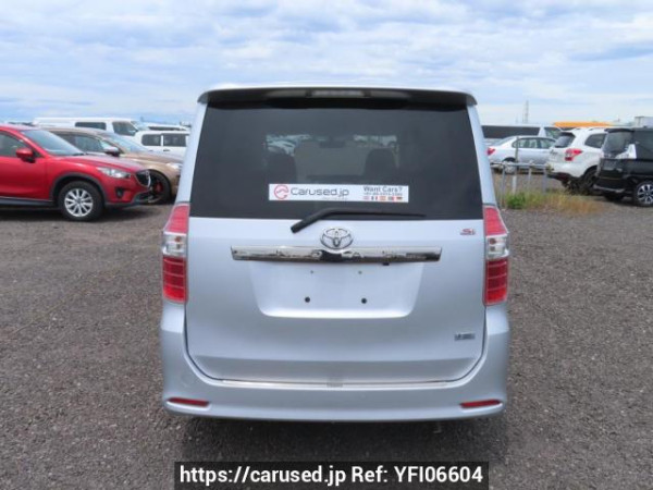 Used 2007 AT toyota noah ZRR75W Image[5]