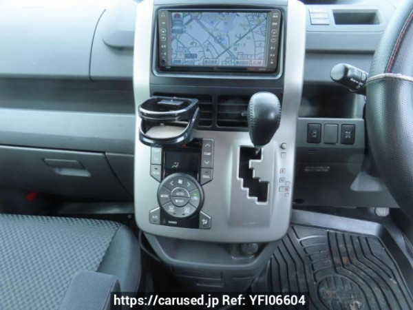 Used 2007 AT toyota noah ZRR75W Image[26]