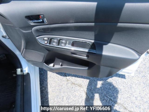 Used 2005 AT toyota wish ZNE10G Image[32]