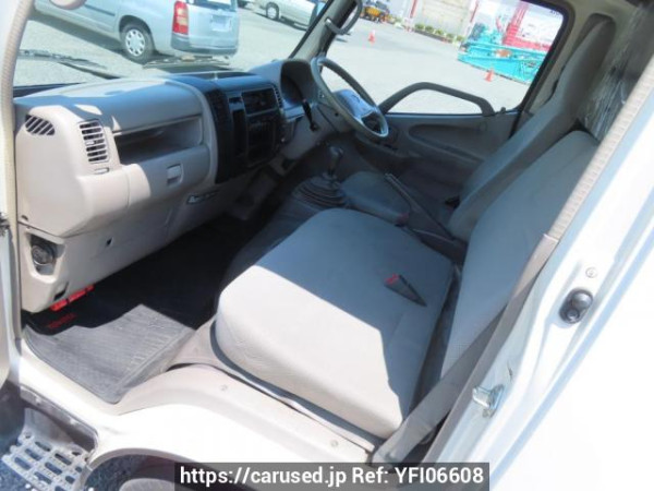 Used 2009 MT toyota toyoace-route-van XZU508V Image[15]