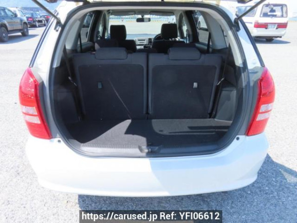 Used 2005 AT toyota wish ZNE10G Image[8]