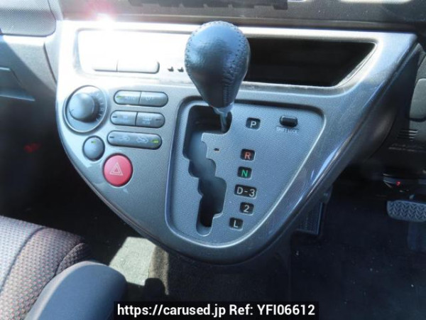 Used 2005 AT toyota wish ZNE10G Image[26]