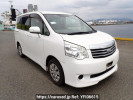 Toyota Noah ZRR70G